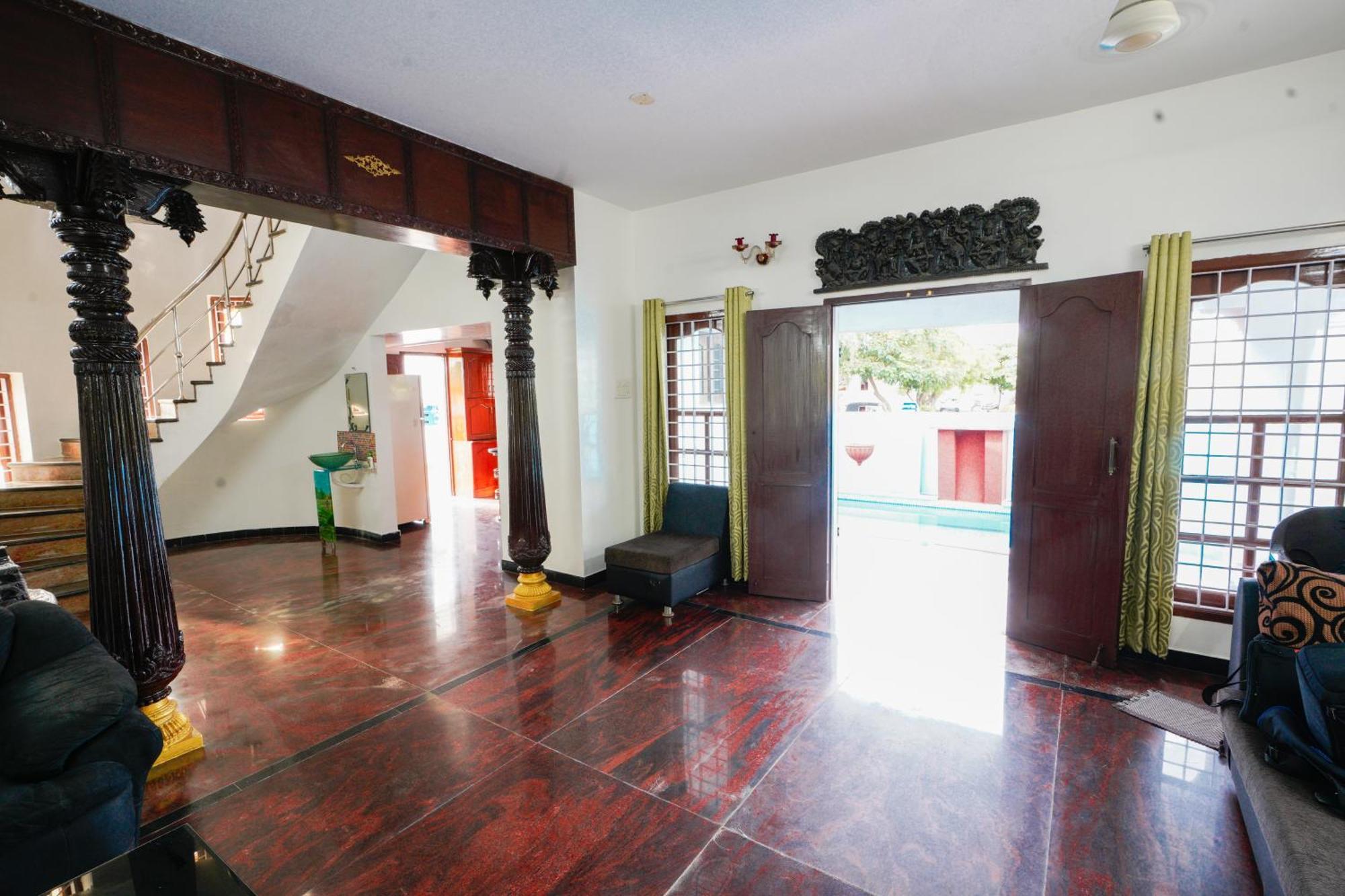 Bay Minaret - Lavish 4bhk House At Ecr Uthandi *