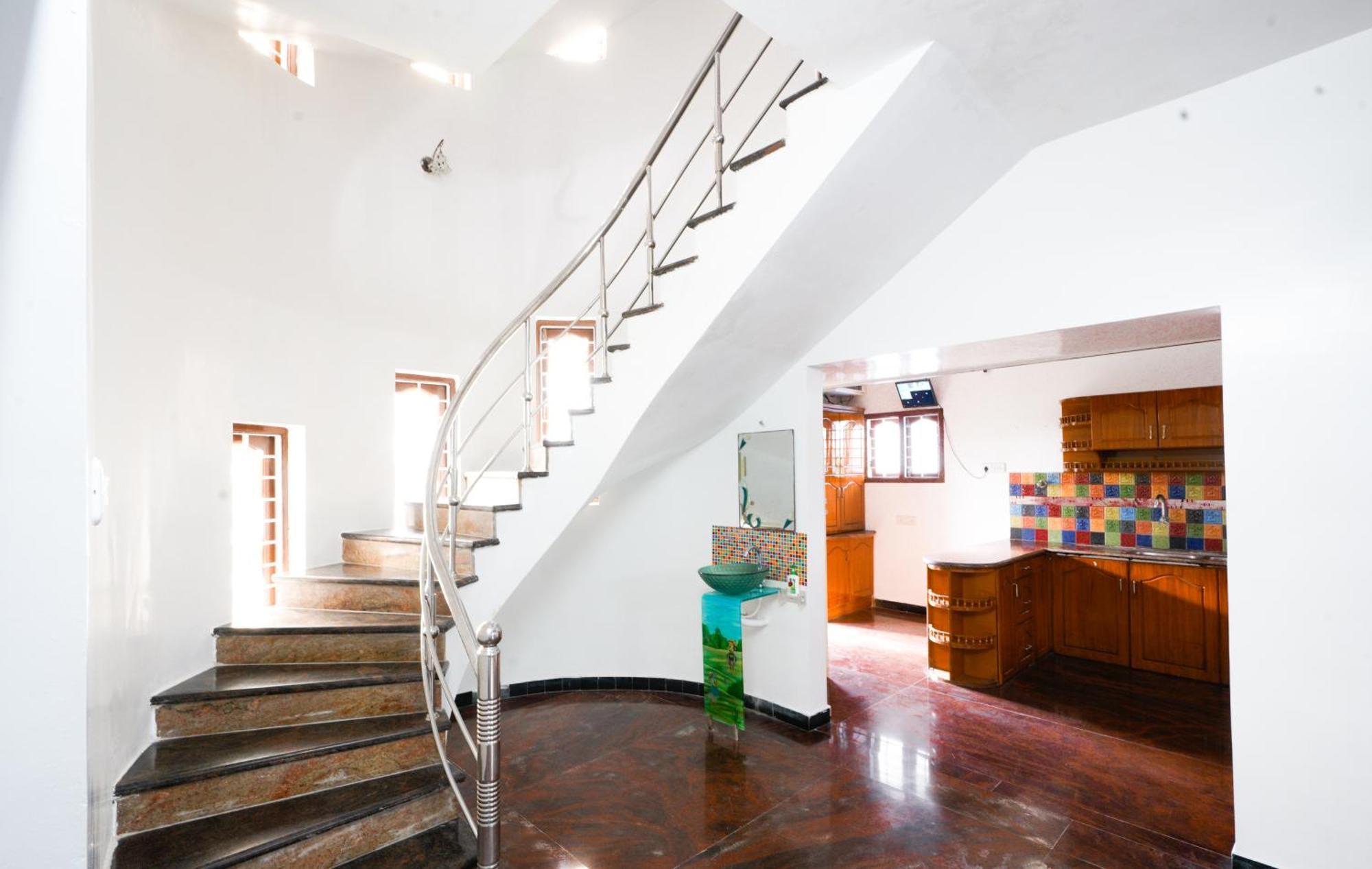 Bay Minaret - Lavish 4bhk House At Ecr Uthandi *
