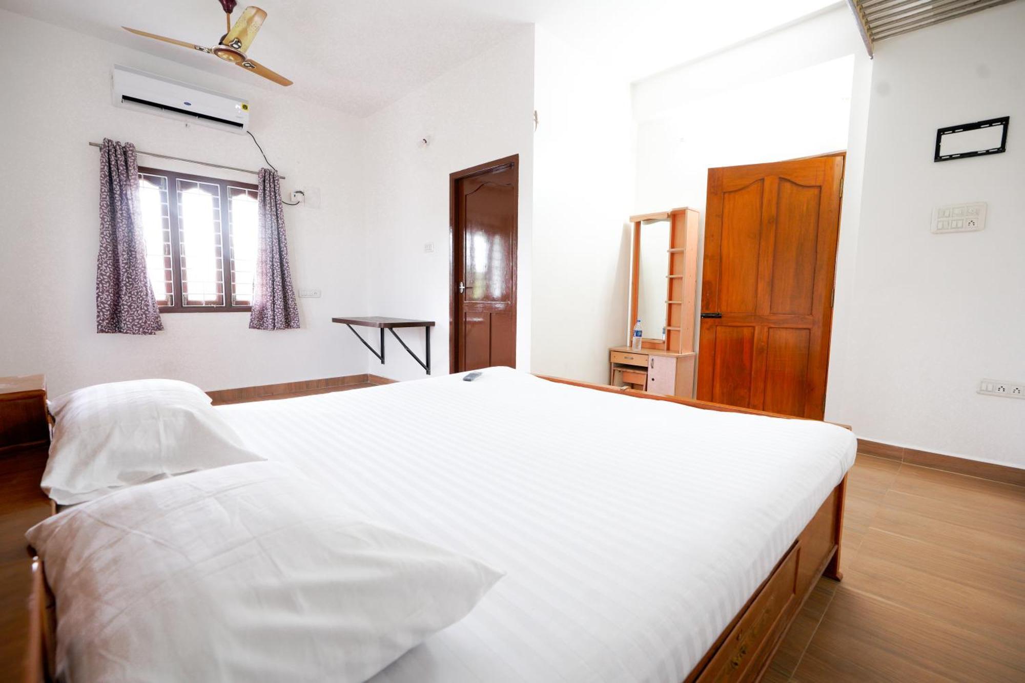 Villa Bay Minaret - Lavish 4bhk House At Ecr Uthandi *