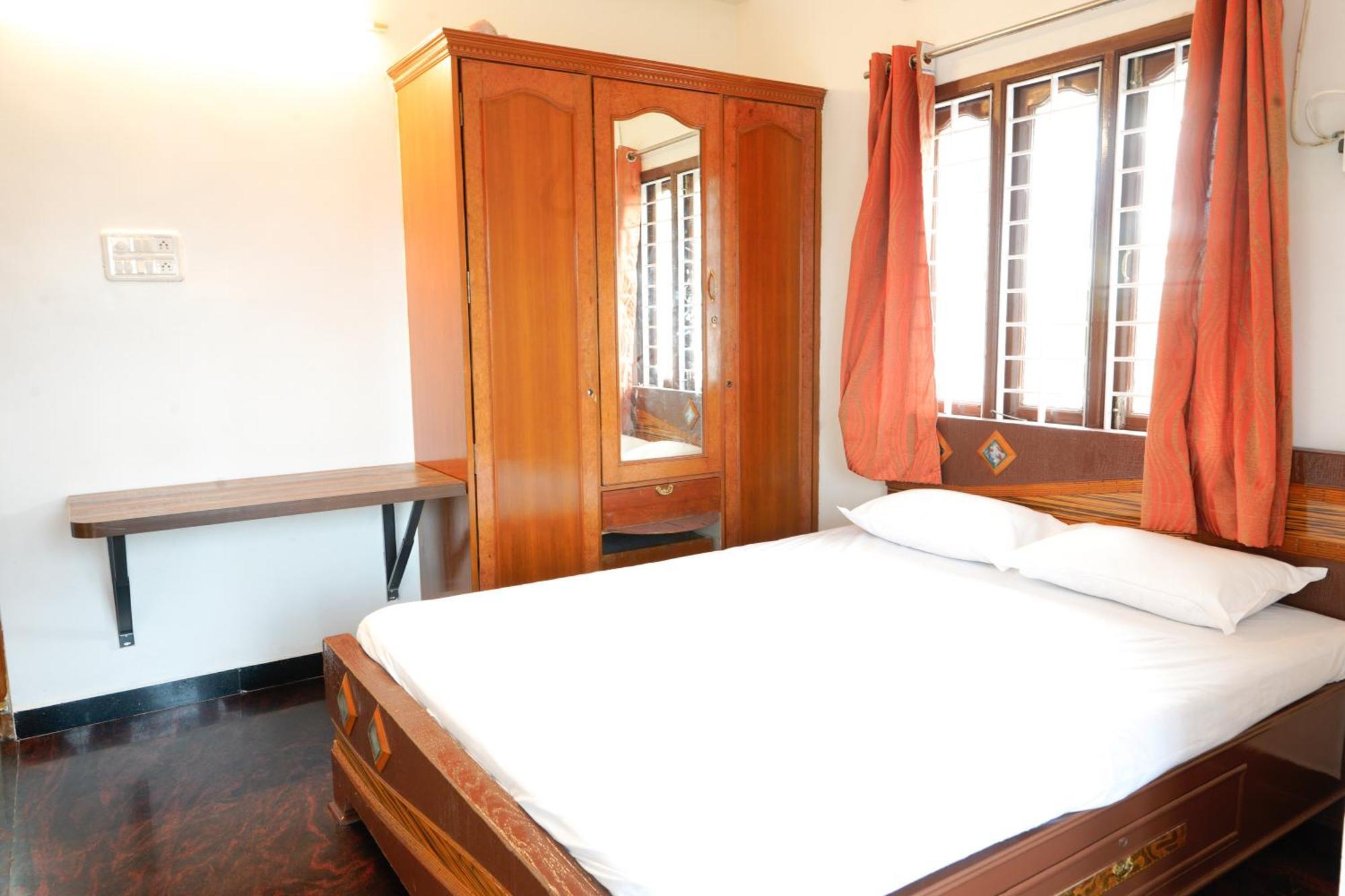 Bay Minaret - Lavish 4bhk House At Ecr Uthandi Villa Chennai